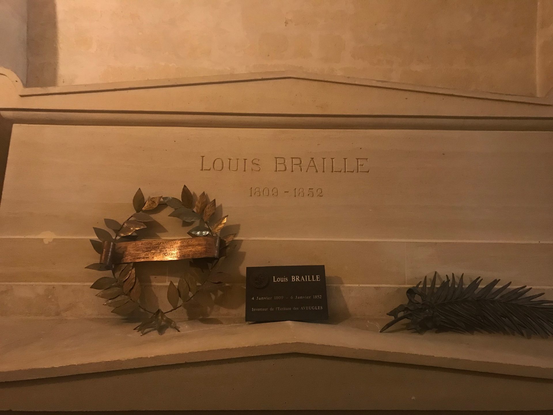Louis Bralle's tomb Paris (1).JPG